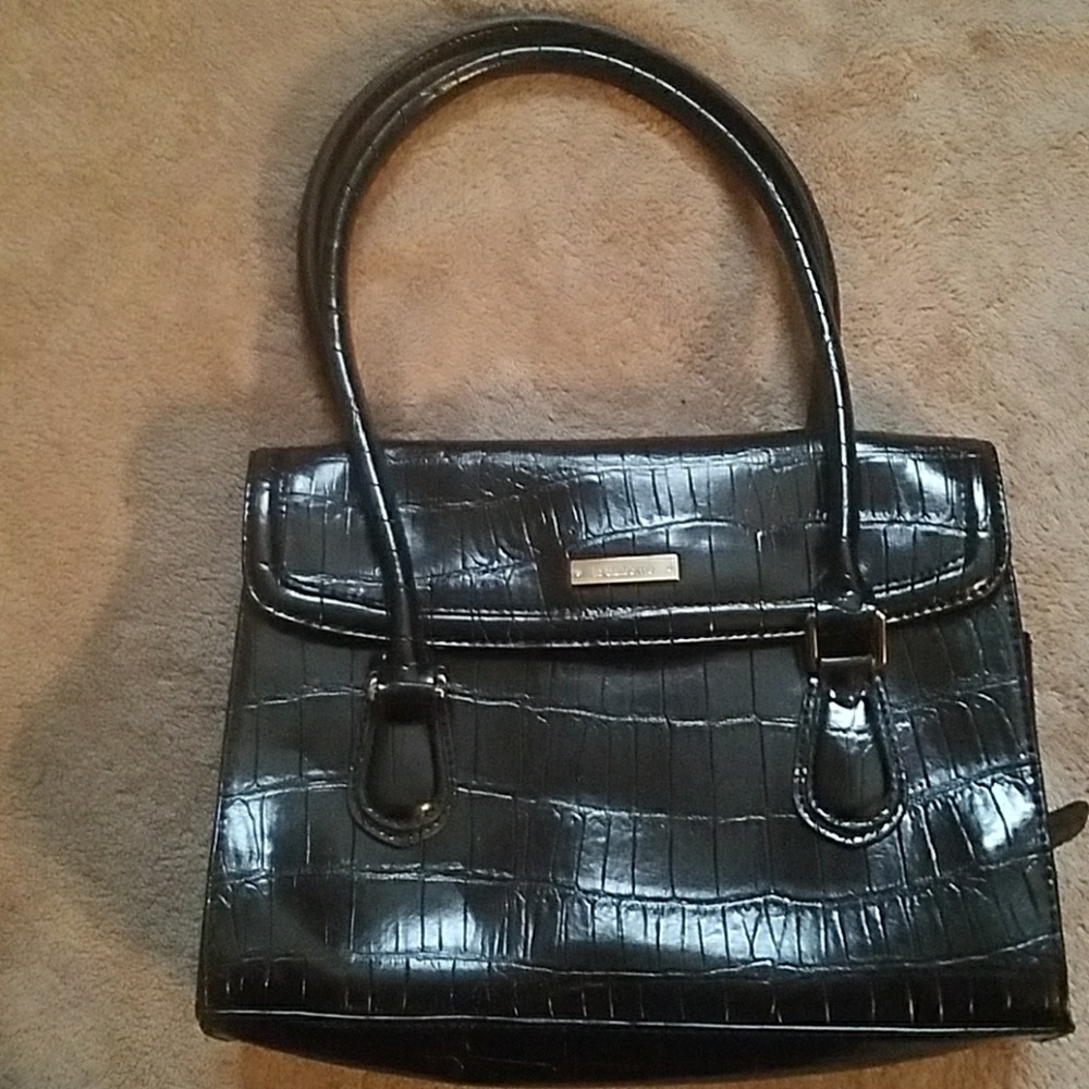 Liz Claiborne handbag, brand new, no tags